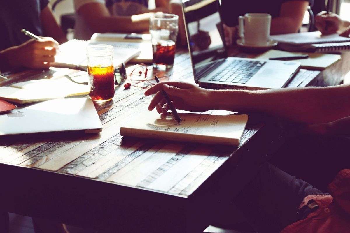 Comment développer son réseau professionnel à Paris quand on est une petite entreprise ?